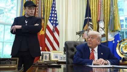 最后一刻,马斯克对2.5亿人发誓,特朗普将付出惨痛代价!美国乱套了