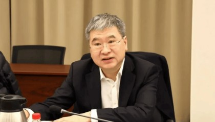 中共中央批准,开除陆文俊党籍