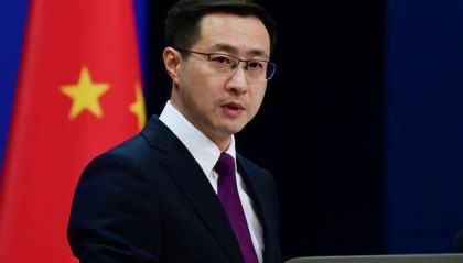 外交部:若美方对香港特区政府官员实施签证限制,中方将坚决反制