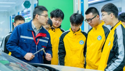 初中毕业学新能源技术怎么样?