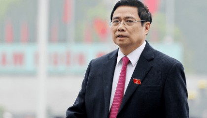 给谁都不许给中国?越南将“大礼”送给美国,还对中方提离谱条件