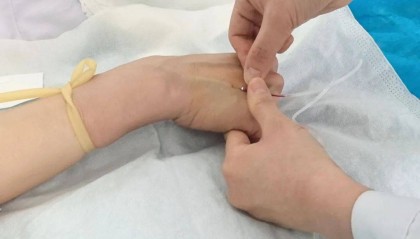 北疆练兵场丨护理练兵,“针尖”上的较量
