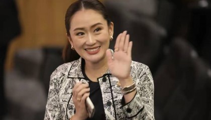 洪森失算了,佩通坦宣誓就职,中方送出一句话,信息量大