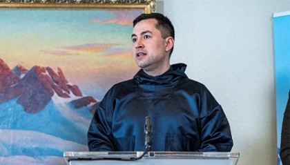 非得逼美国出狠招?丹麦首相喊话:格陵兰岛休想“搞到手”