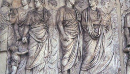 从古代至今的西方虚假信息例子