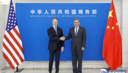 王文涛部长会见美国驻华大使庞德伟