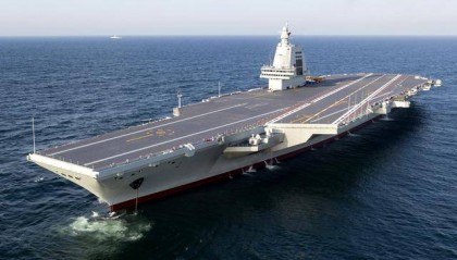 专家:歼-15T舰载机已初步具备从福建舰上起降能力