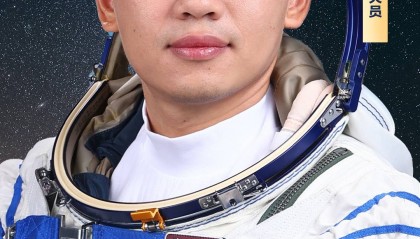 神十九乘组给自己取名“大好河山”组合,宋令东微信名叫“守望者”:梦想守望未来