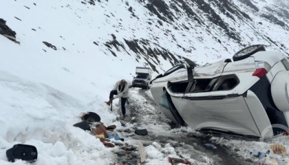 海拔4000米一越野车侧翻!5人获救,1人不幸遇难
