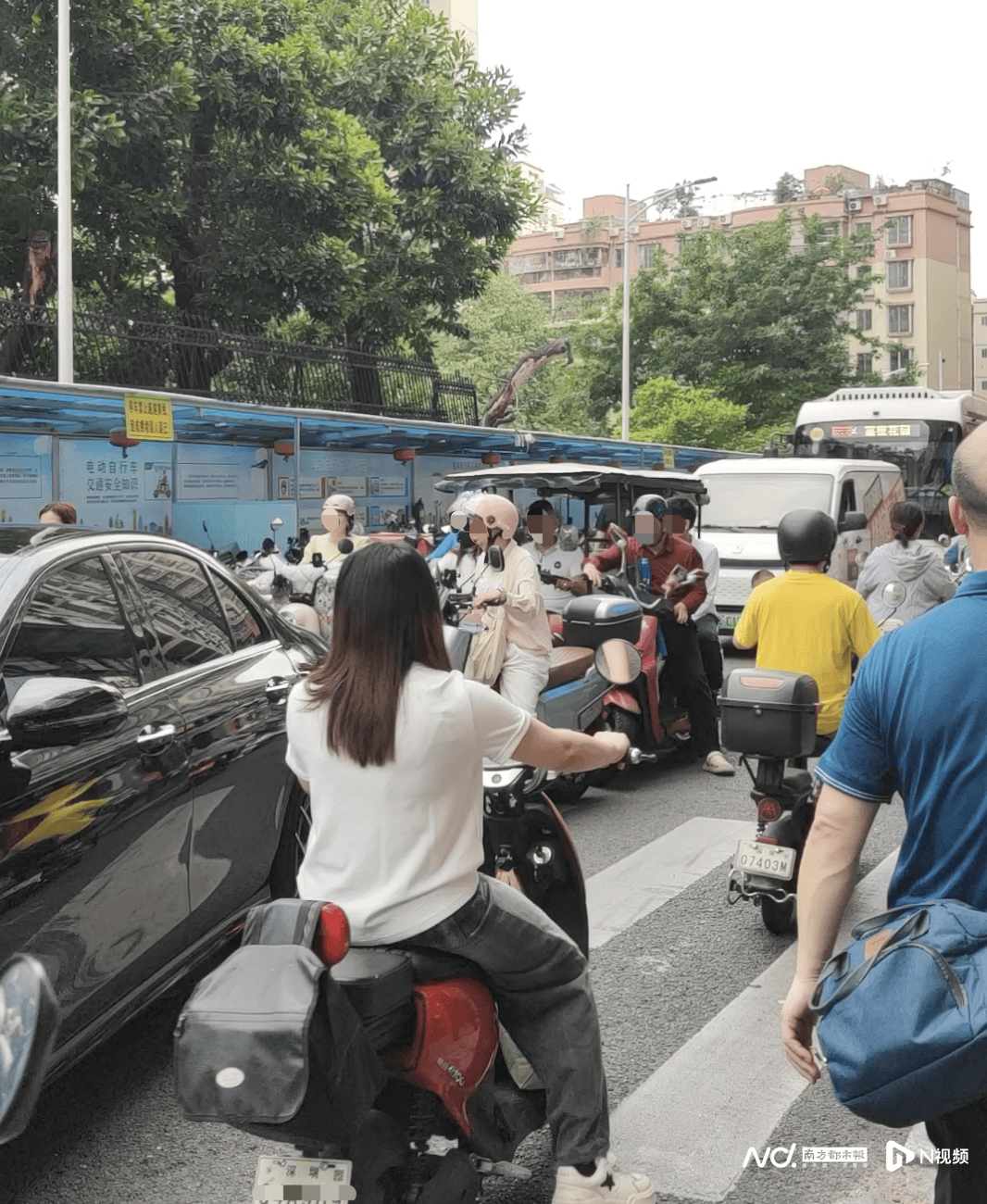 被称“交警都想报警”，龙岗一道路长期拥堵，部门：联合治理