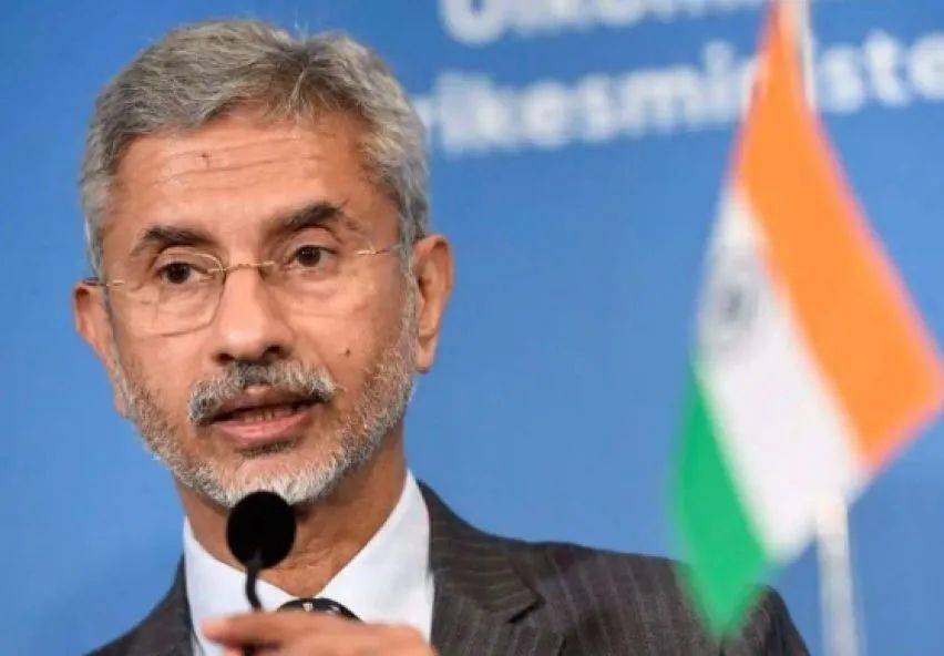 “巴铁”就要不铁了？特朗普阴谋得逞，中国外长亲自出马，有一句忠告，巴基斯坦要听好了！