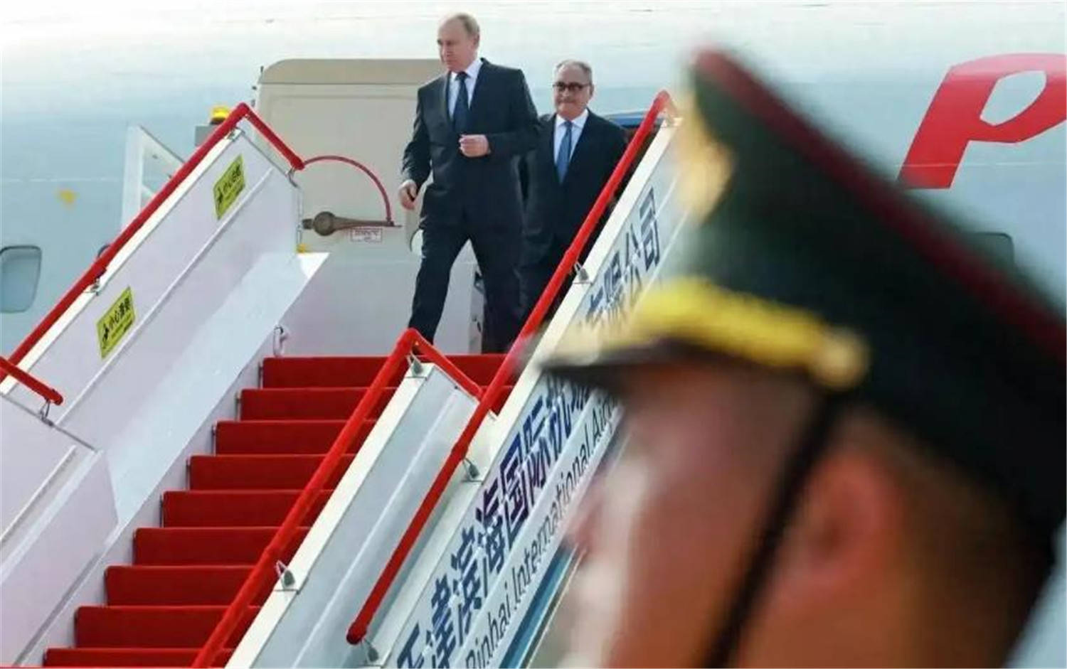 普京访华，2个令人完全没有想到，连俄媒都忍不住高呼：实属罕见