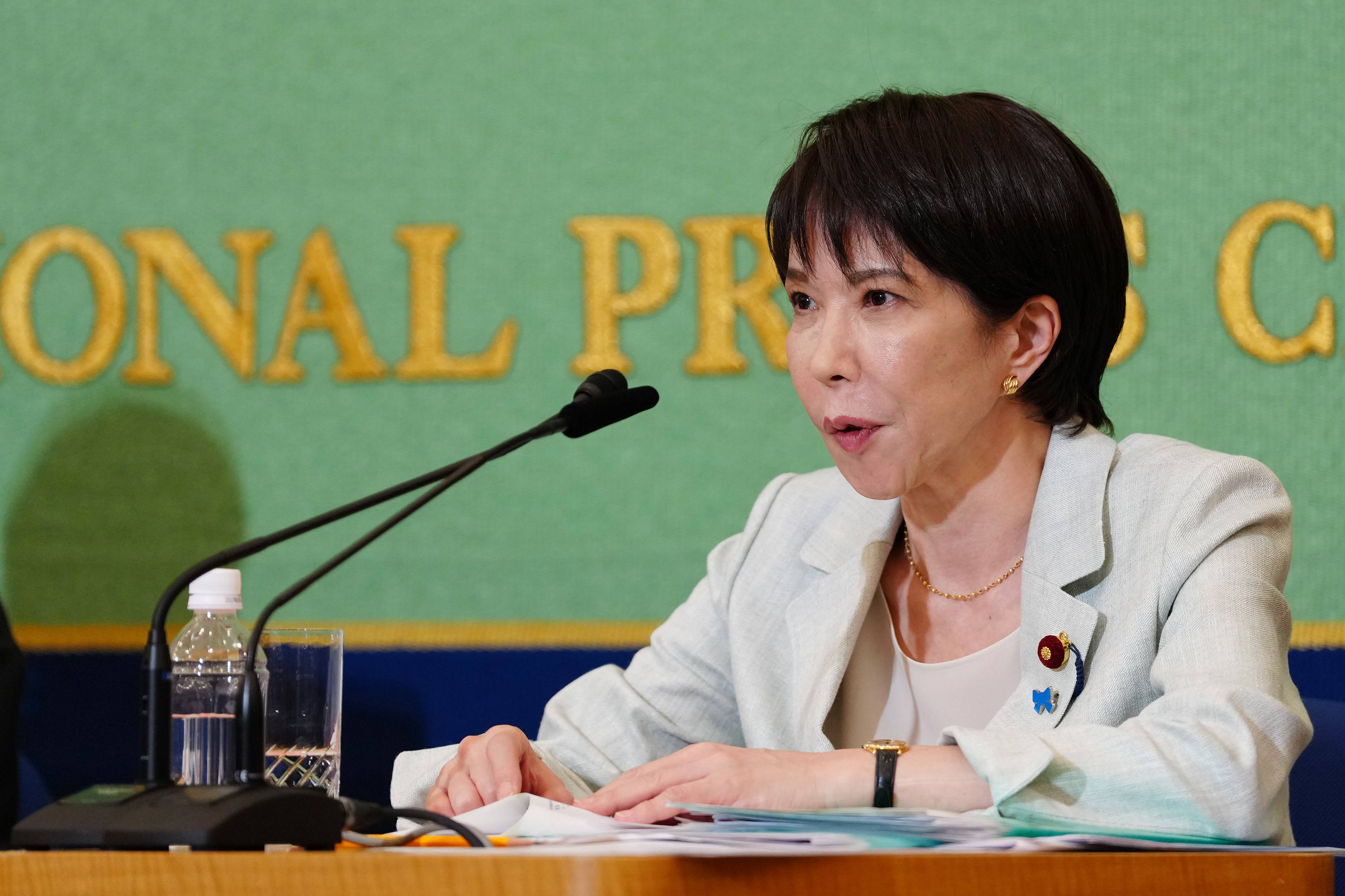 民调显示:自民党总裁选举高市早苗支持率领先
