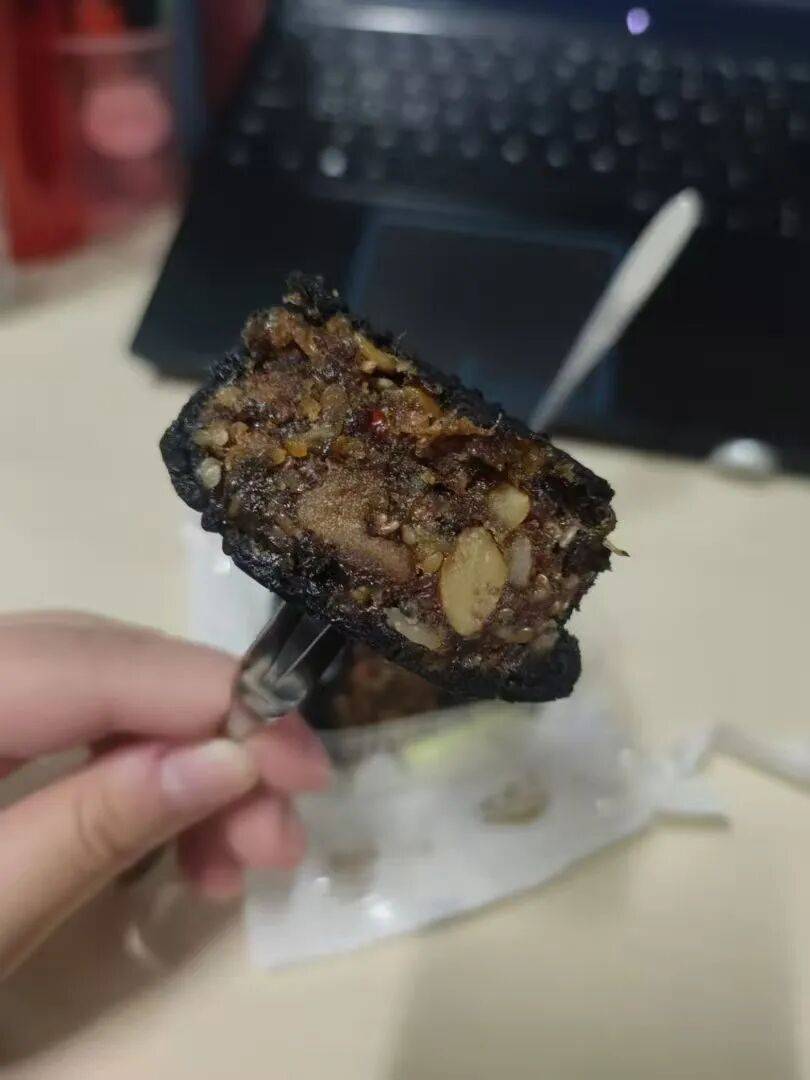 今天开始要注意!吃一个=4碗饭?网友:眼前一黑又一黑……