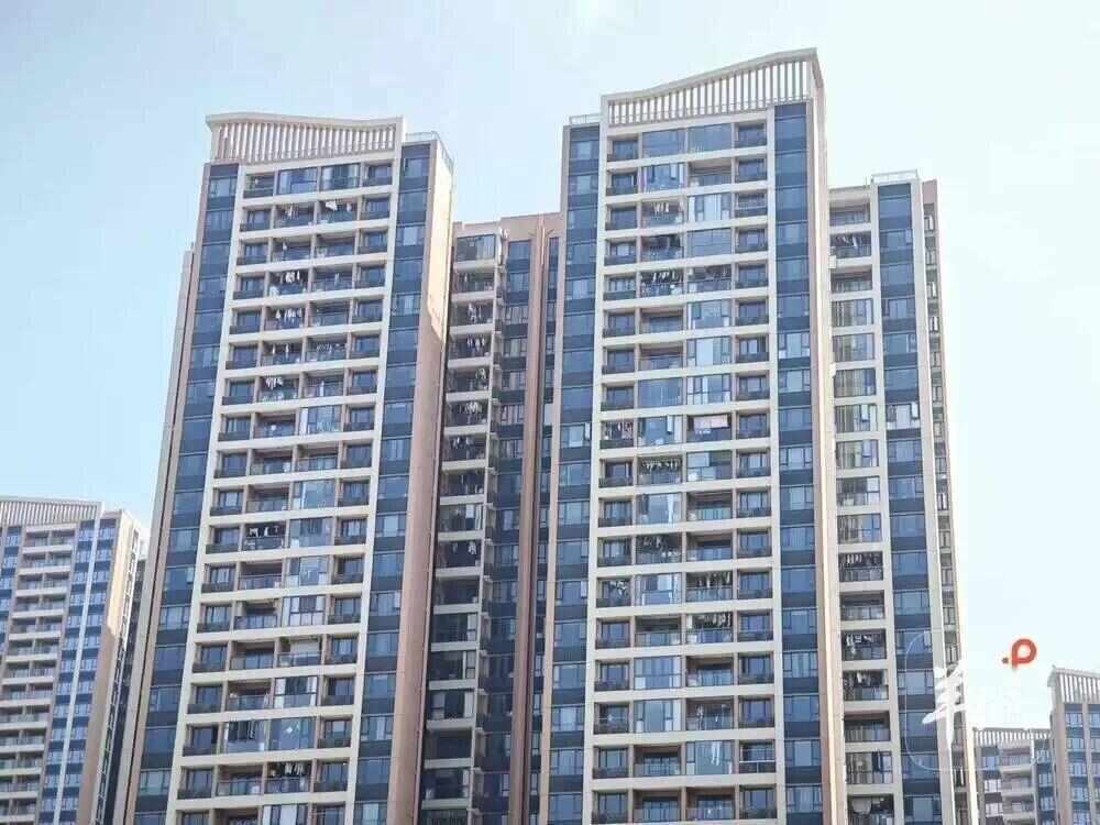 违规封闭阳台？拆除！广州多个小区收到整改通知，自家阳台到底能不能封？如何封才合规？→