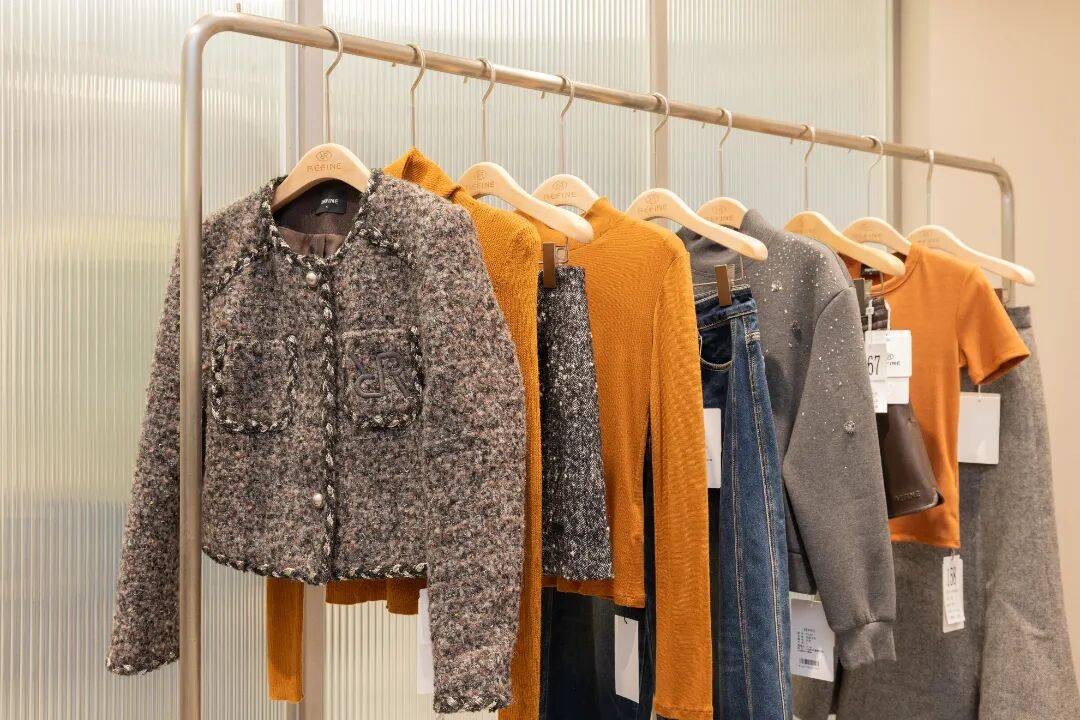 太酷了!15岁留学,虎门00后女孩回乡创立了自己的品牌