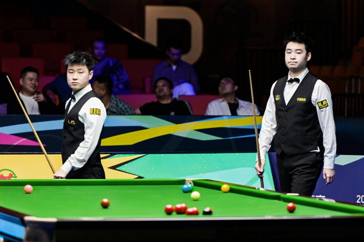 世界斯诺克国锦赛吴宜泽爆冷逆转世界第一 丁俊晖止步16强