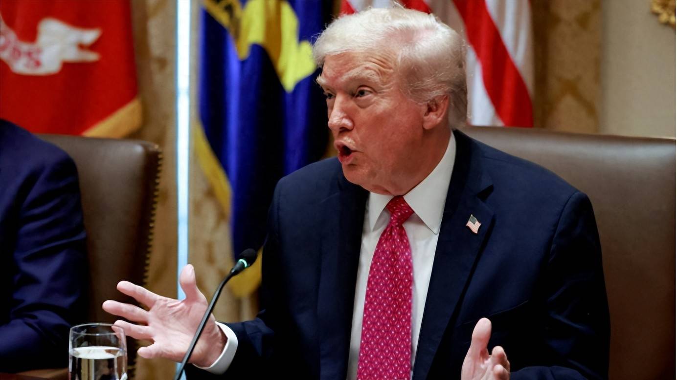 俄乌冲突迎来大结局？美俄秘密讨论28点停火方案，种种迹象表明，泽连斯基大难临头了