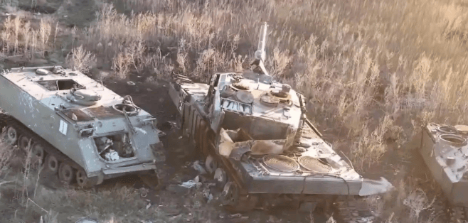 俄乌冲突迎来大结局？美俄秘密讨论28点停火方案，种种迹象表明，泽连斯基大难临头了