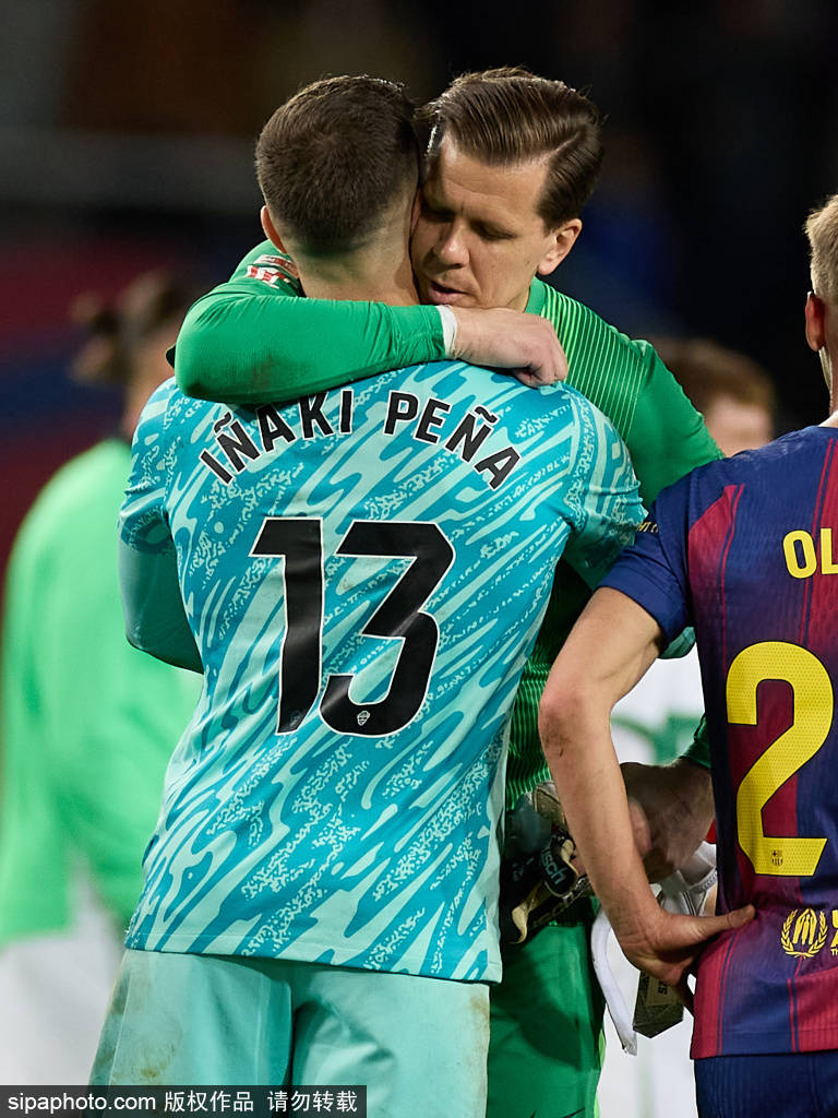 4-4!巴萨欧冠首战上演惊天逆转,两度落后两球奋起扳平